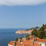 Apartment Precious View